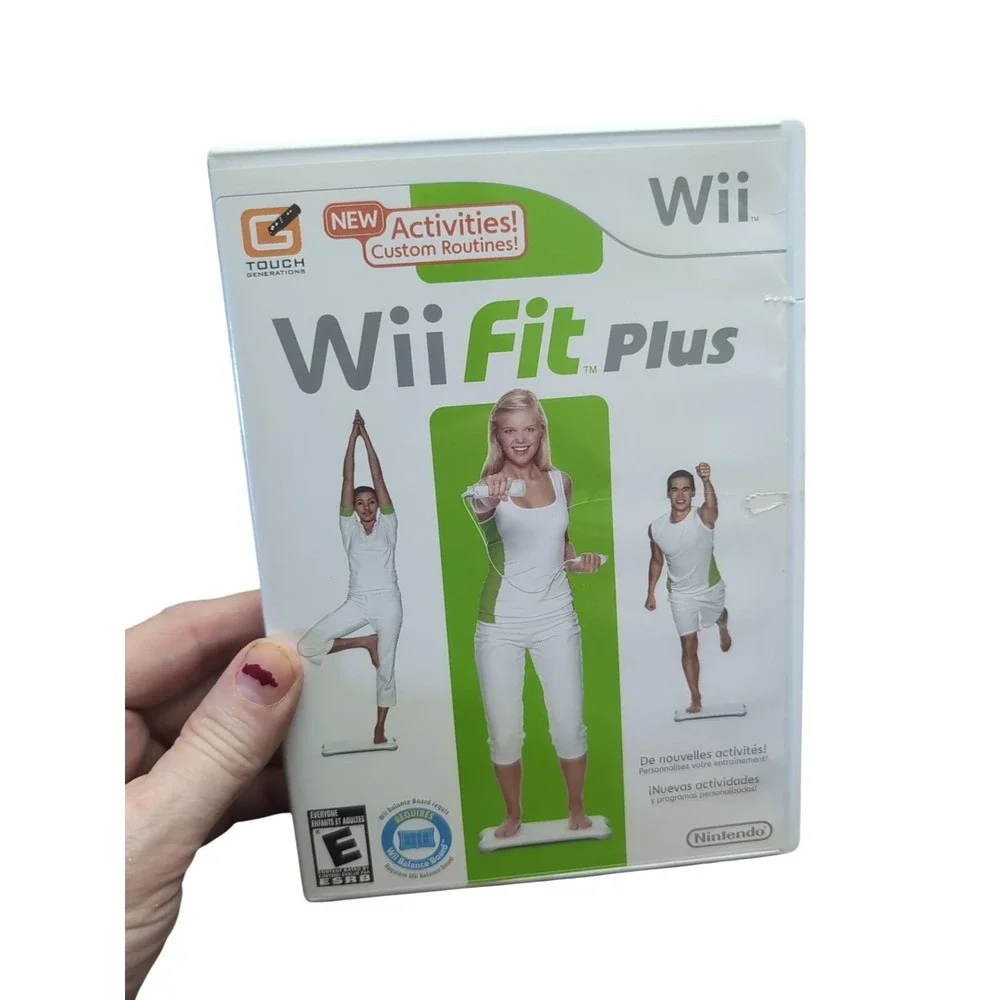 Wii Fit Plus Nintendo Wii Game Complete w/‎ Manual Tested Working